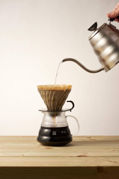 Hario V60 dripper - glas zwart maat 02